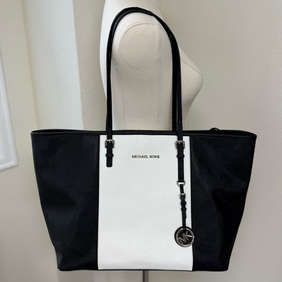 Michael Kors Black and White Jet Set Travel Large Saffiano Leather Open Tote Bag - Picture 1 of 9